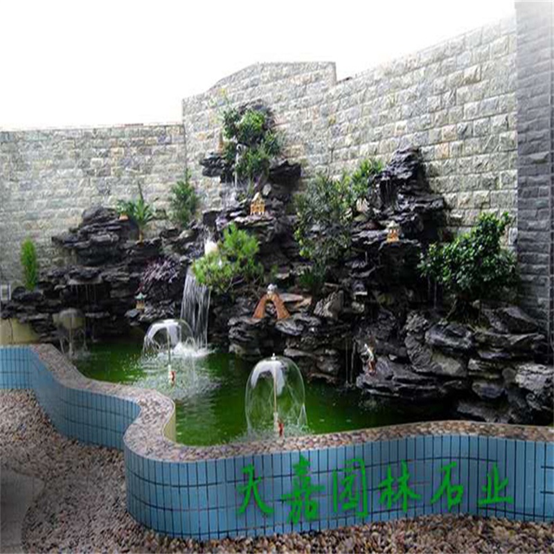 房县小庭院水景设计